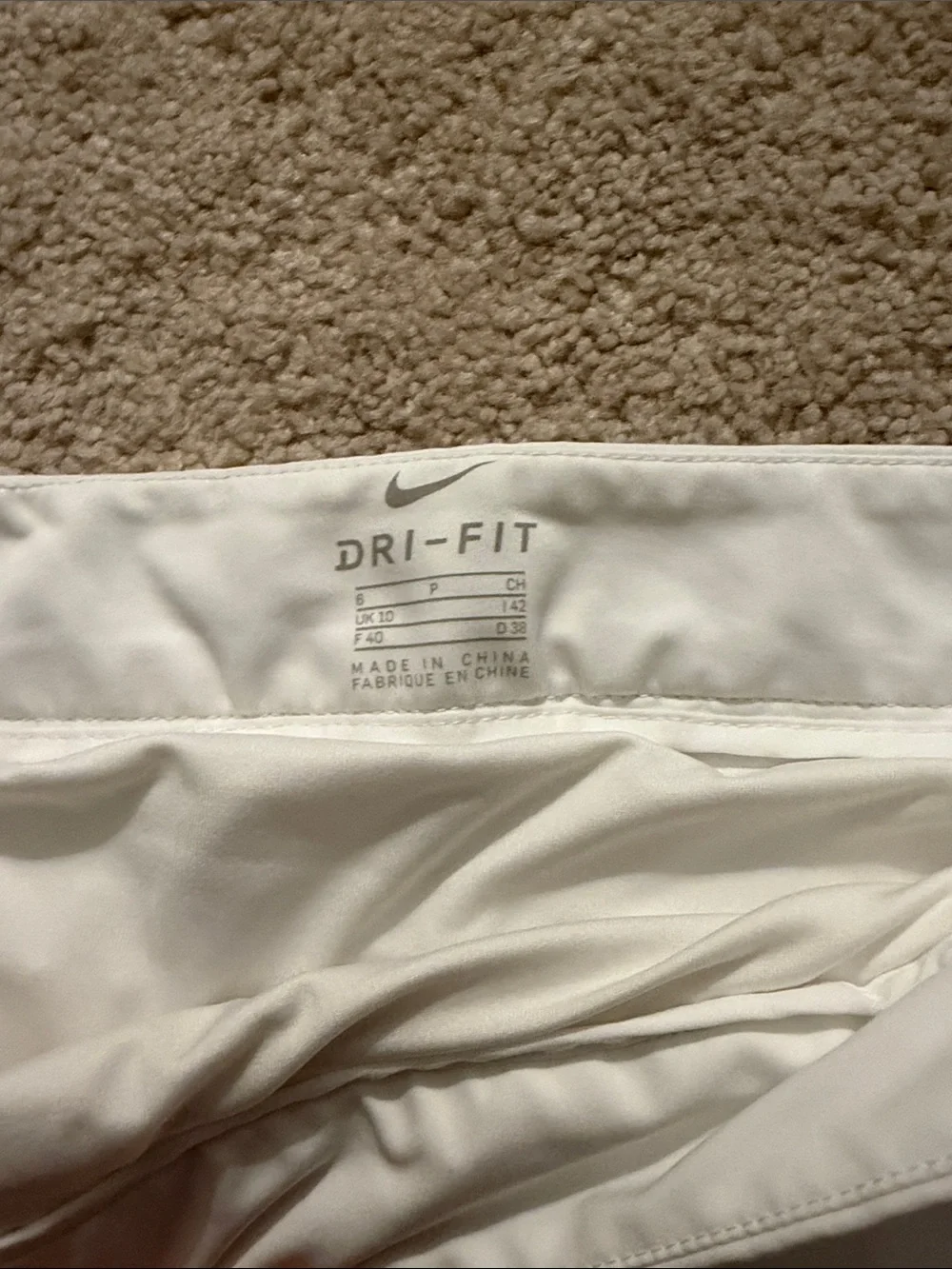 Nike White Women's Mini Skirt golf/tennis skirt